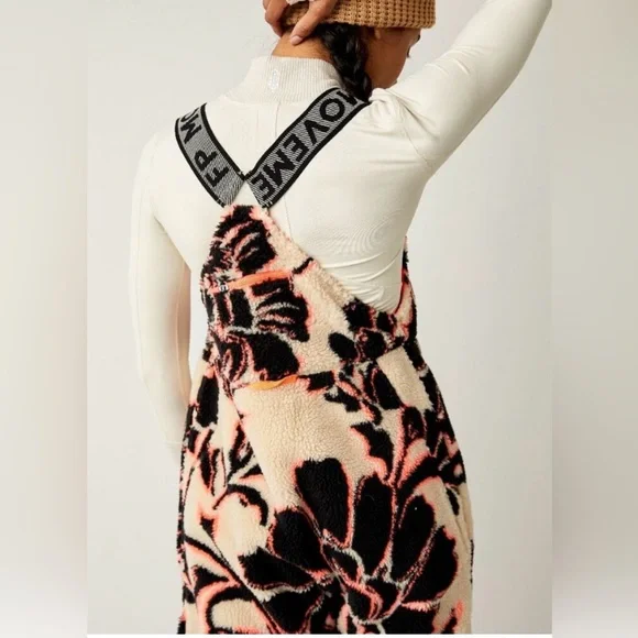 Free People FP Movement Fleece Overalls! 🥰 - Picture 3 of 12